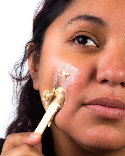 Clay balm to milk cleanser for all skin types will polish your skin, removing tired skin cells, make up and free radicals.