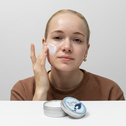 Clarifying Cleanser Lifestyle v7